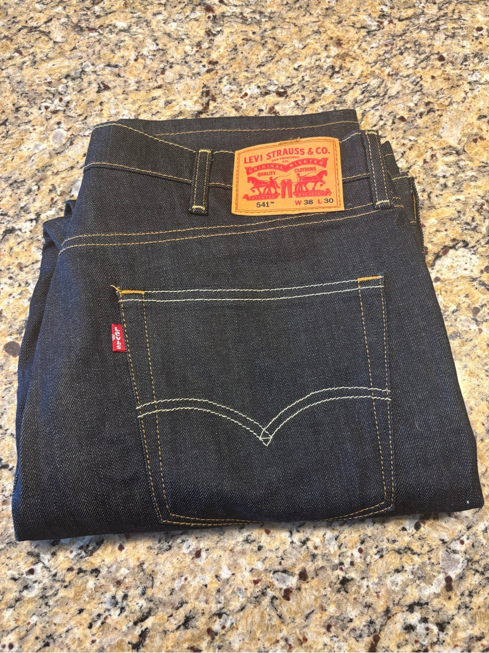 Levi's Men's Dark Indigo Slim Straight Jeans